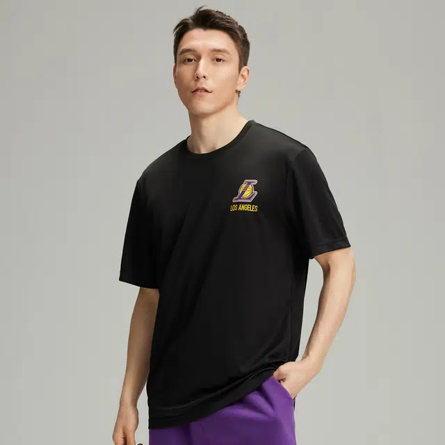 NBA T