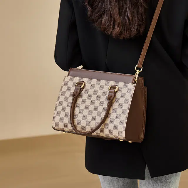 38 PVC Tote