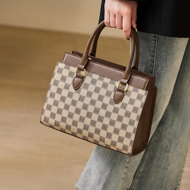 38 PVC Tote