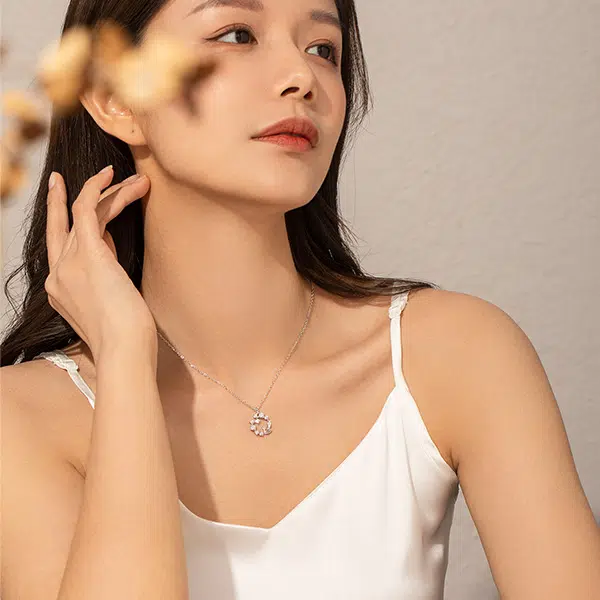 S925
