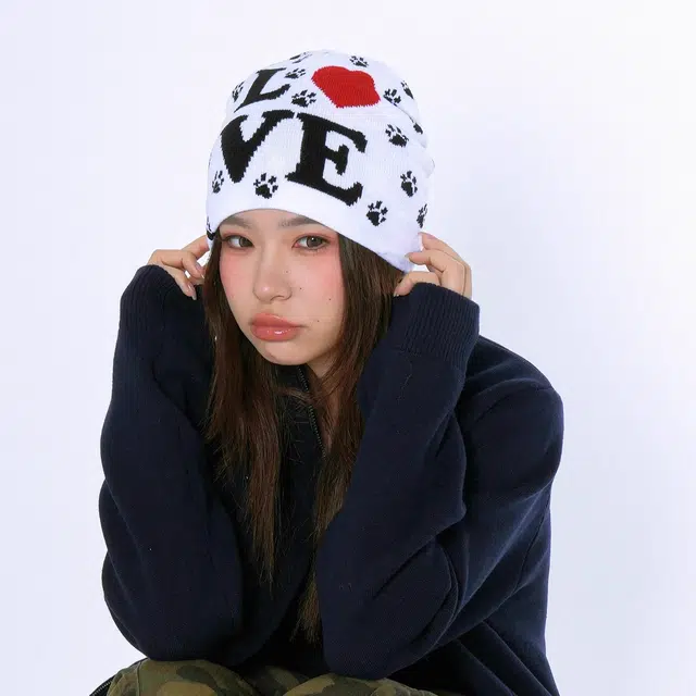 CAREBEARS Heart Bear Beanie