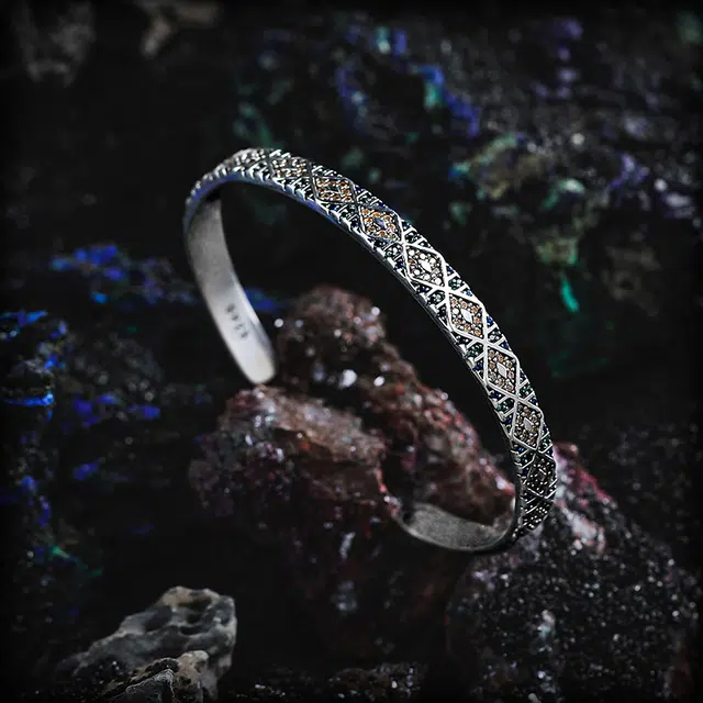 GUXI Dark World 925