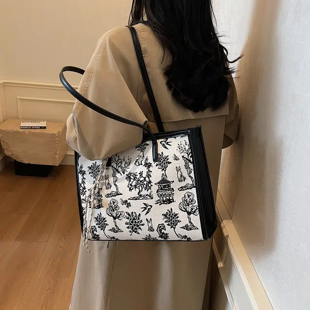 凡思曼 小众高级感原创简约时尚新中式优雅百搭通勤上课托特包 布 腋下包单肩手提包 大号 女款 黑色棕色