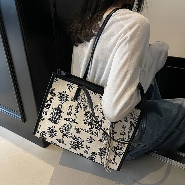 凡思曼 小众高级感原创简约时尚新中式优雅百搭通勤上课托特包 布 腋下包单肩手提包 大号 女款 黑色棕色