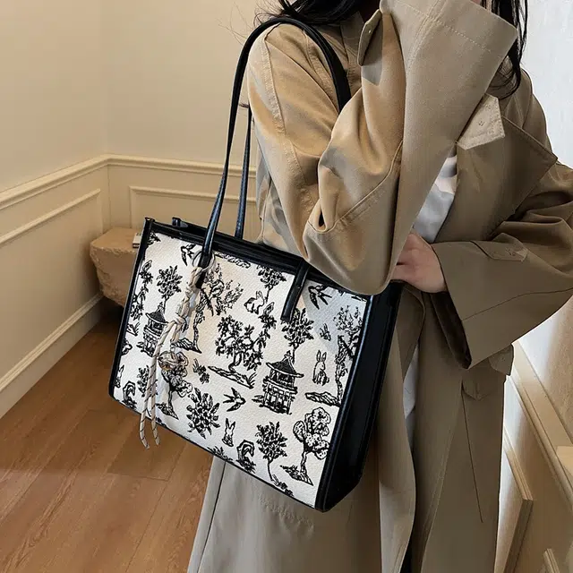 凡思曼 小众高级感原创简约时尚新中式优雅百搭通勤上课托特包 布 腋下包单肩手提包 大号 女款 黑色棕色