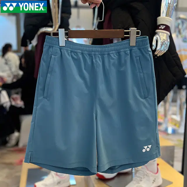 YONEX