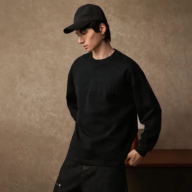 i.tizzue LOGOcleanfitT