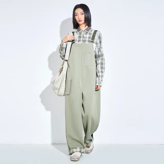 木果果木 夏季休闲工装风百搭直筒中腰长裤背带裤 女款