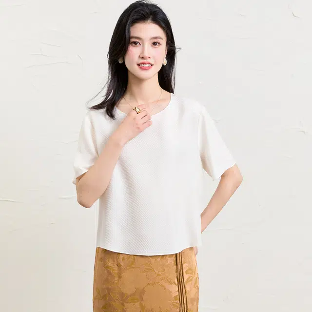 JINJU T