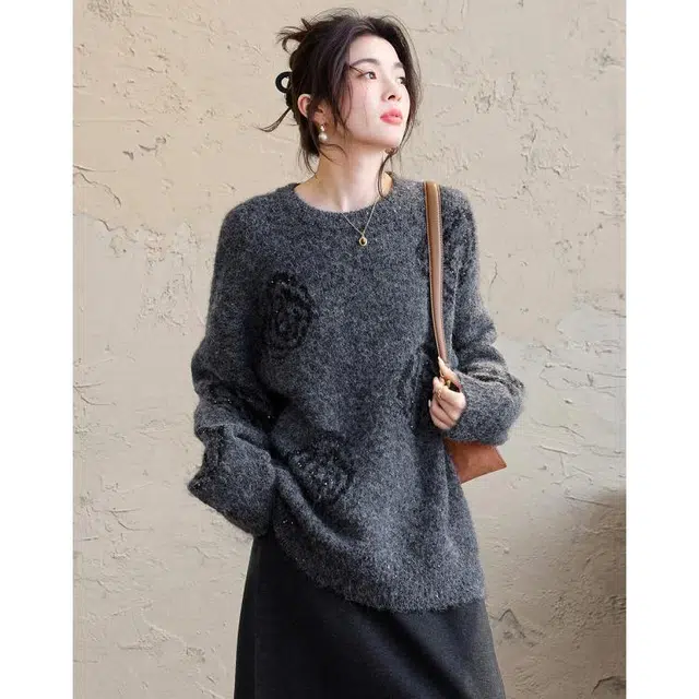 【dme】 秋季亮片玫瑰花线衫圆领长袖落肩宽松气质上衣舒适时尚柔软美式复古针织衫 女款