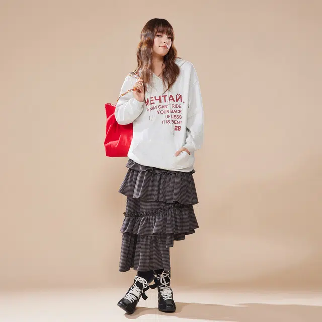 爱依服 秋季韩版时尚常规长袖通勤卫衣 女款