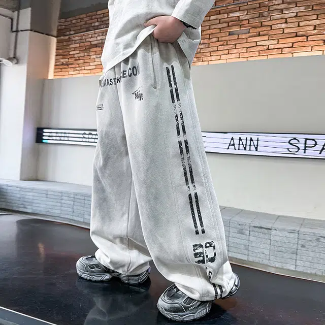 黑恐龙牛仔裤 春秋款中大童春季宽松韩版长裤 青少年