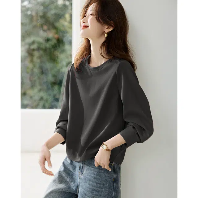 沫晗依美 简约舒适纯色长袖圆领休闲套头卫衣 女款