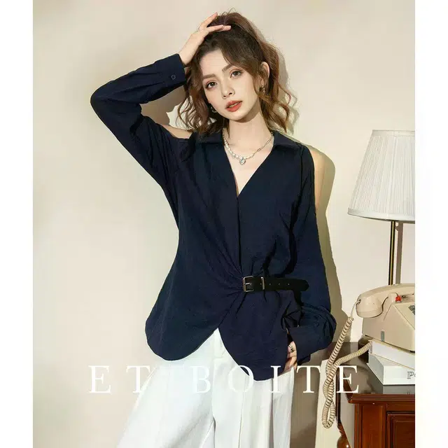 法文箱子 设计感露肩轻奢风收腰显瘦时尚百搭长袖衬衫 女款