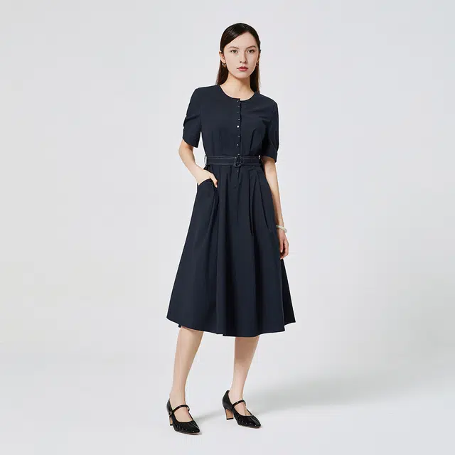 NINE WEST A