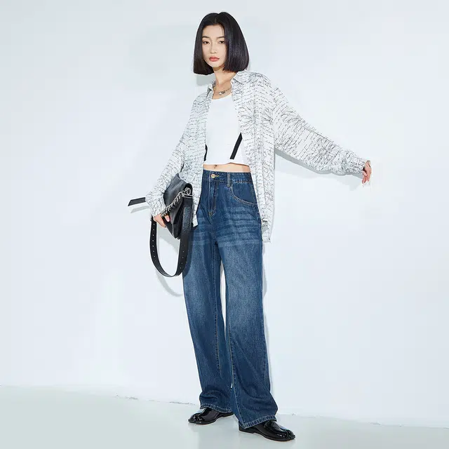 木果果木 复古显瘦直筒宽松休闲自然腰长裤牛仔裤 女款