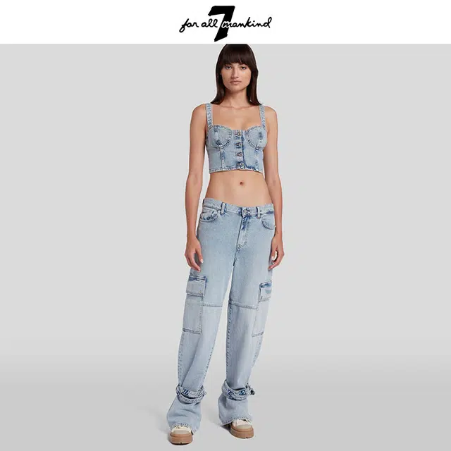 7 FOR ALL MANKIND