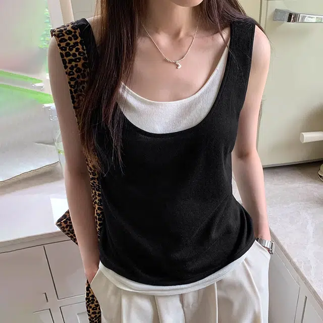 U