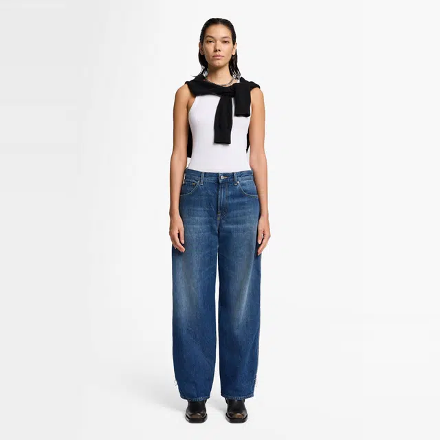 7 FOR ALL MANKIND