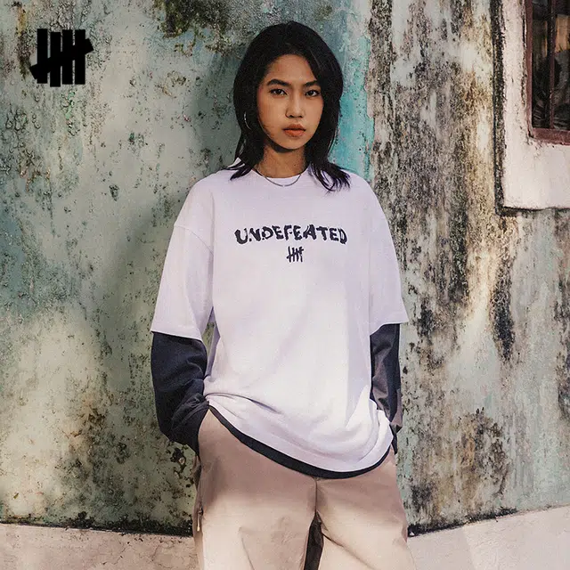 UNDEFEATED LOGO T