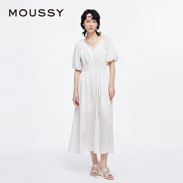 MOUSSY V