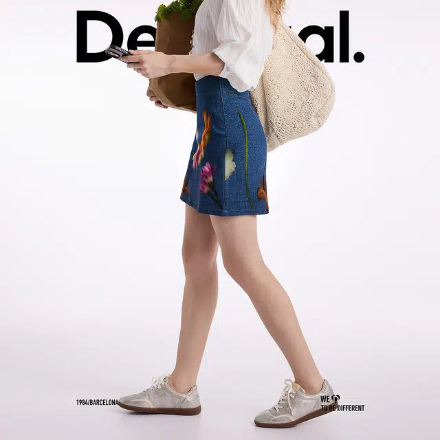 Desigual A