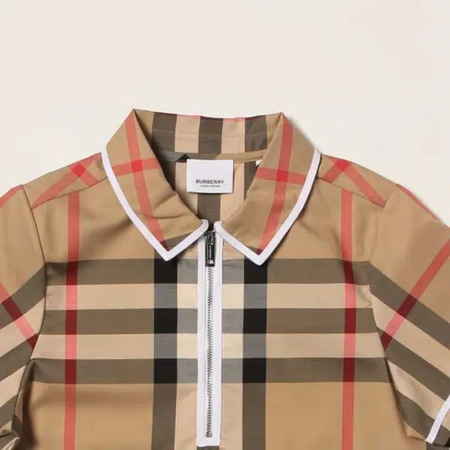 Burberry polo