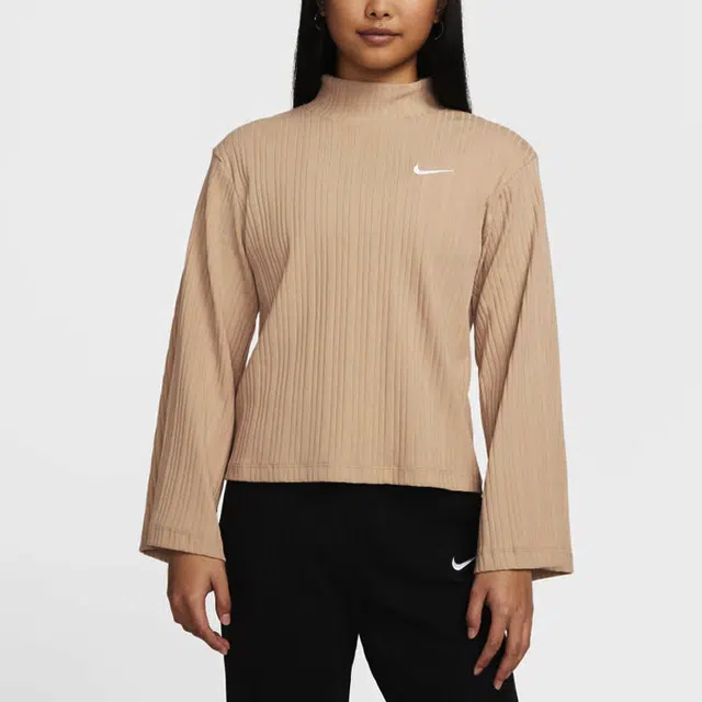 Nike Sportswear T