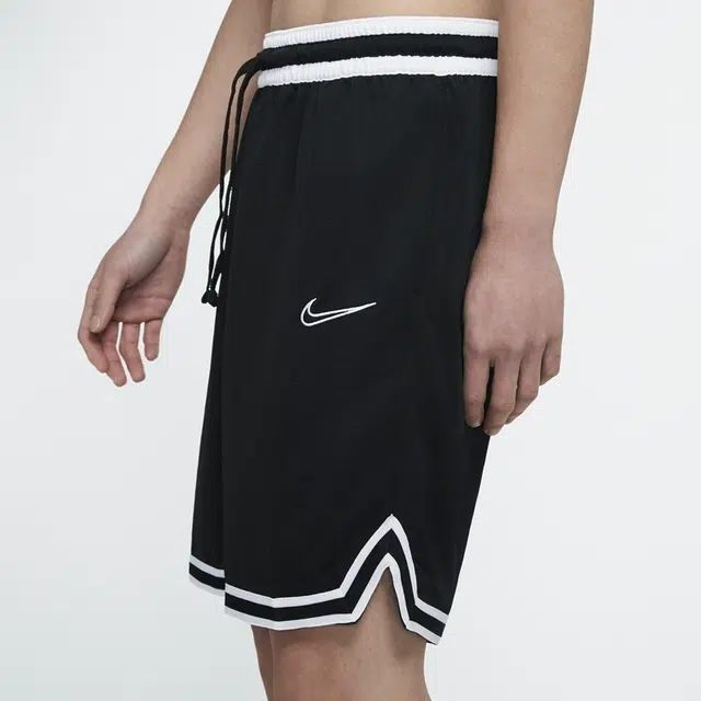 Nike Dri-FIT DNA