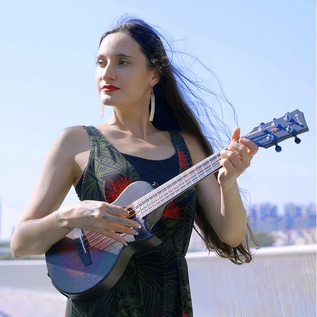 enya x Taimane Gardner ()MAGMA