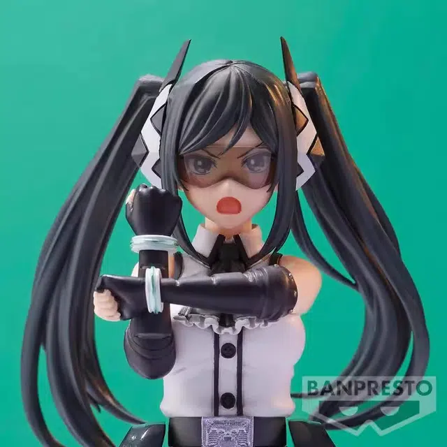 BANPRESTO LADYBLACK 17cm