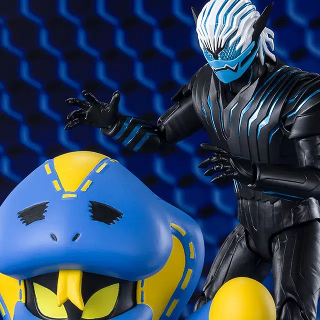 BANDAI SHF REVICE 15cm