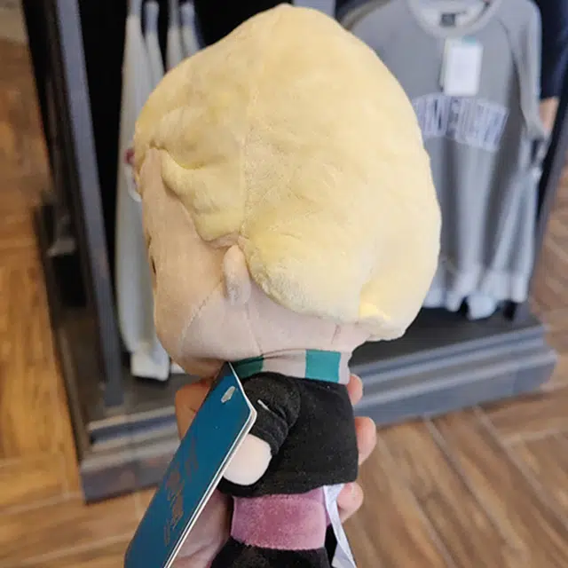 Q