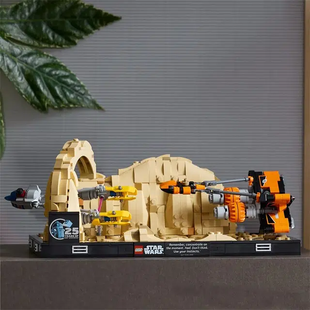 LEGO Mos Espa Podrace Diorama 718pcs 75380