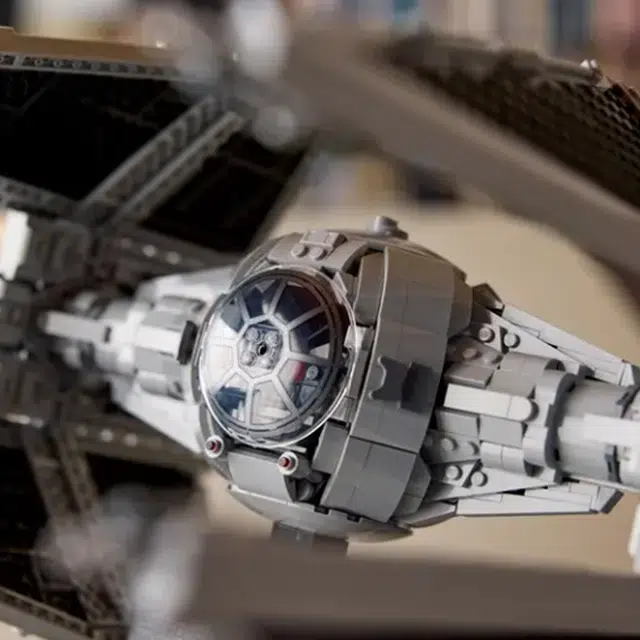 LEGO TIE Interceptor 1931pcs 75382