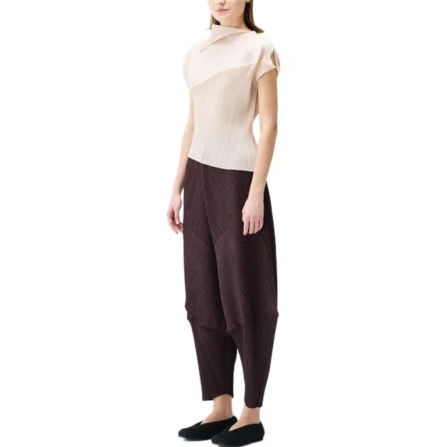 PLEATS PLEASE ISSEY MIYAKE T