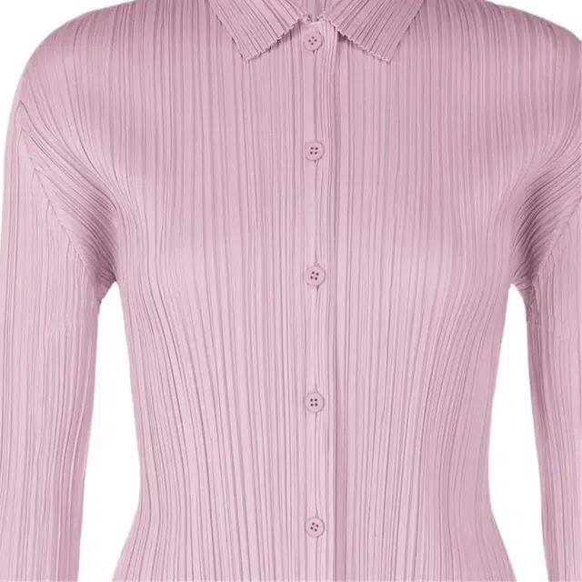 PLEATS PLEASE ISSEY MIYAKE