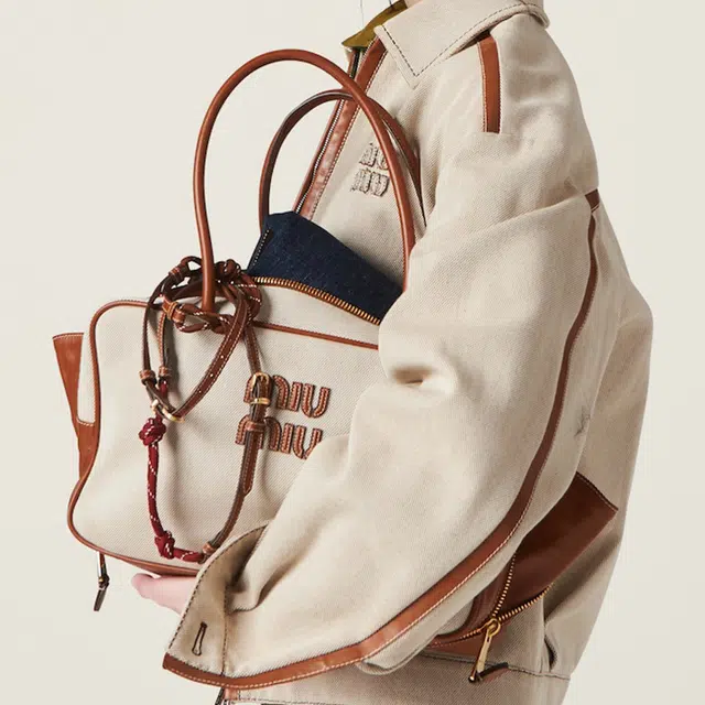 MIU MIU