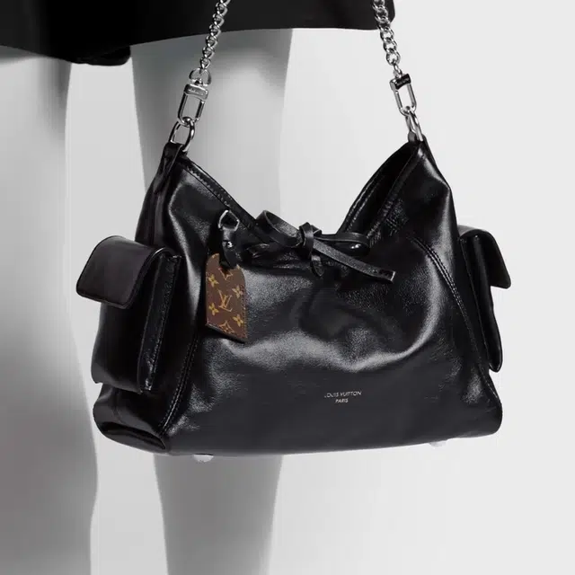 LOUIS VUITTON Carryall Cargo PM