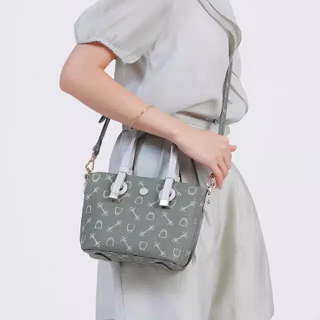 why PVC Tote