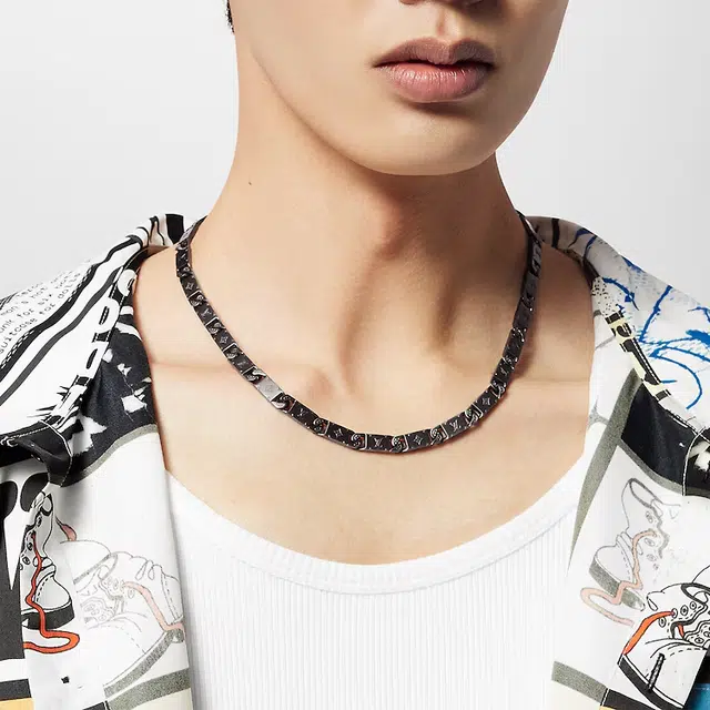 LOUIS VUITTON MONOGRAM TIED UP