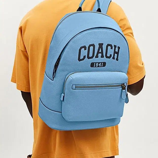 COACH West 32 VARSITY
