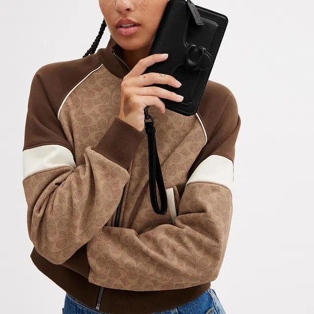 COACH Wristlet 19 Black