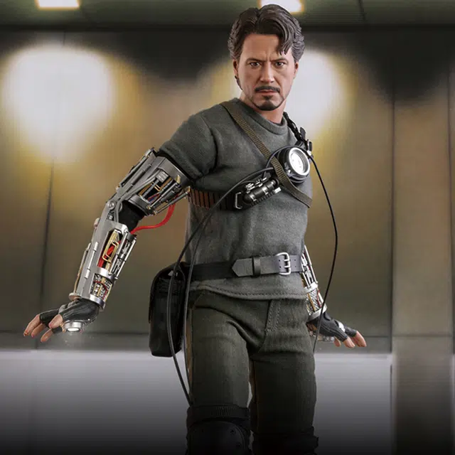 Hot Toys 16 30cm