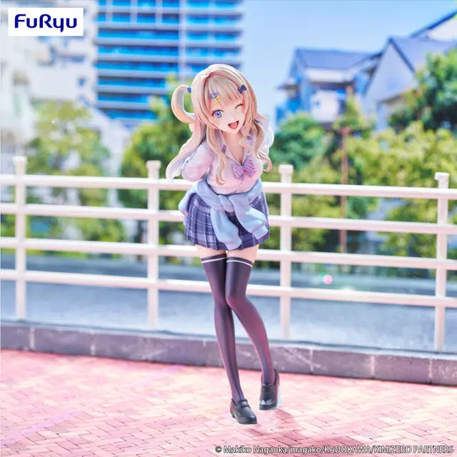 FURYU 18cm
