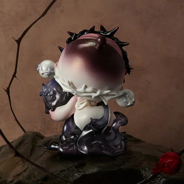 POP MART SKULLPANDA THE GLIMPSE FIGURE