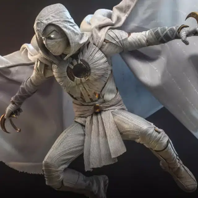 Hot Toys 16 29cm