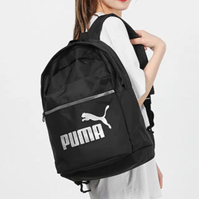 PUMA Core Base College bagLogo
