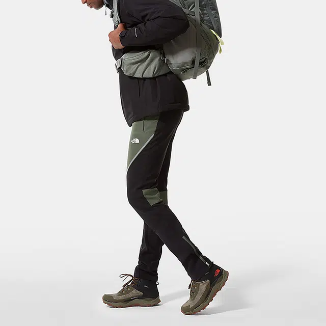 THE NORTH FACE DRYZZLE FUTURELIGHT Logo