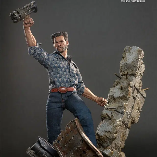 Hot Toys x
